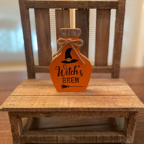 Halloween Potion Bottles Set, Witch’s Brew Potion Bottles, Spells & Potions - Picture 12 of 16